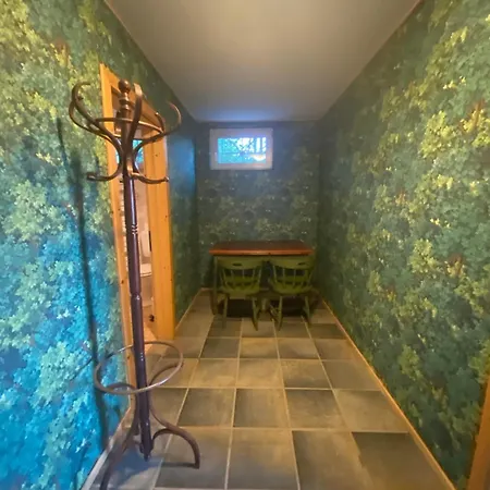 Ginkgo House Guest house Kehidakustany