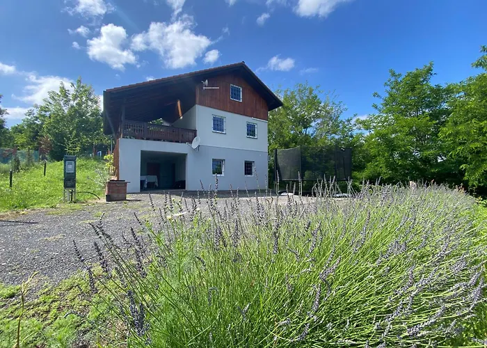 Gasthuis Ginkgo House Kehidakustány