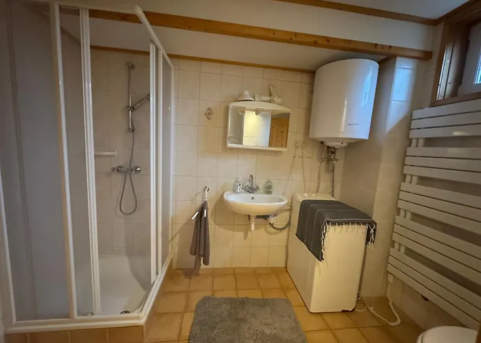 Gasthof Ginkgo House Kehidakustány